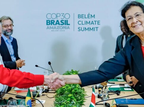 lula-se-reune-com-lideres-do-suriname-e-de-papua-nova-guine-na-cop30