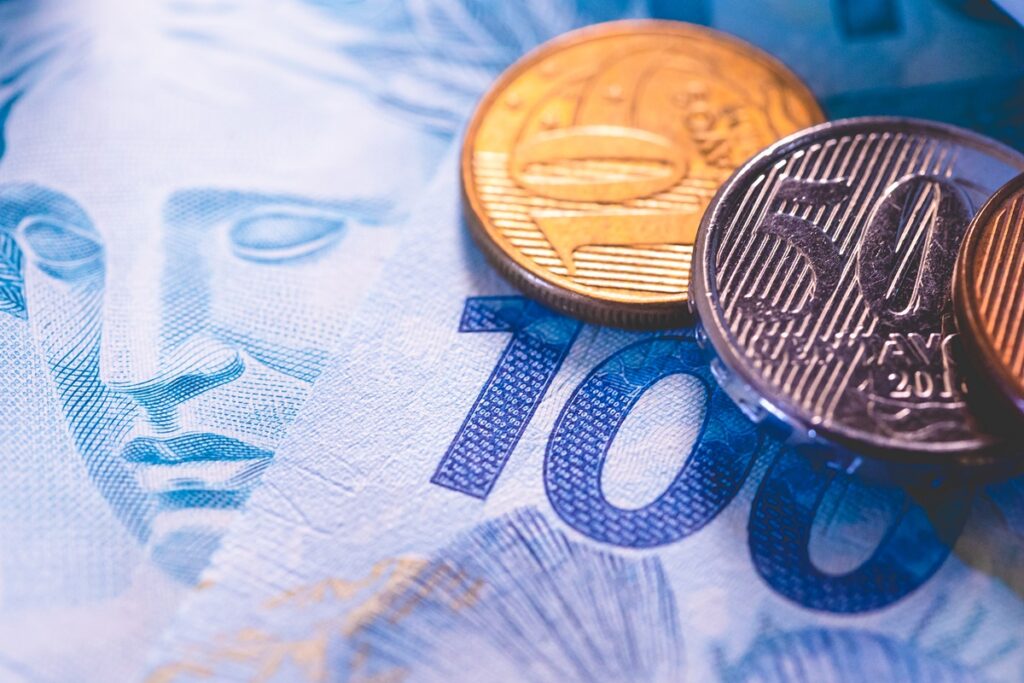 endividamento-bate-recorde-e-inadimplencia-avanca-no-brasil