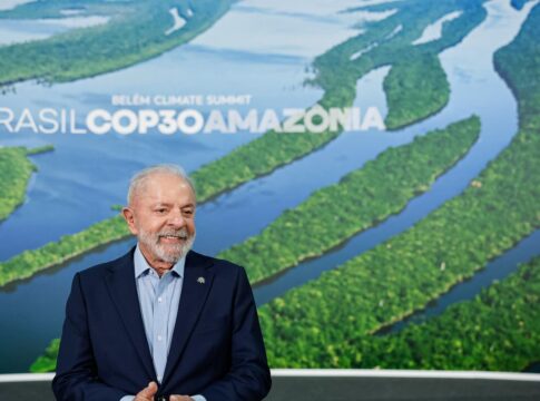 lula-defende-em-artigo-atuacao-para-alem-dos-discursos-na-cop30