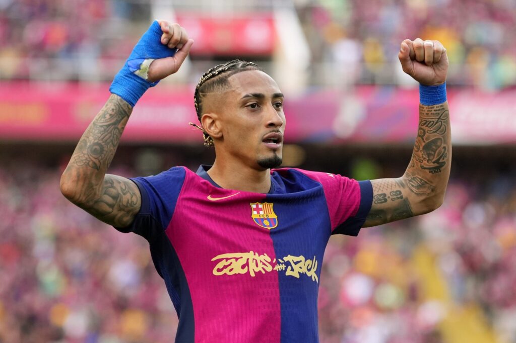 the-best:-raphinha-e-indicado-ao-premio-de-melhor-jogador-do-mundo