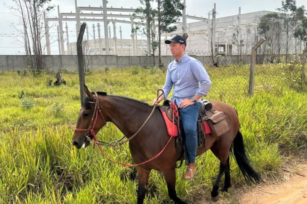 pf-investiga-cavalos-recebidos-por-prefeito-tik-toker-de-sorocaba