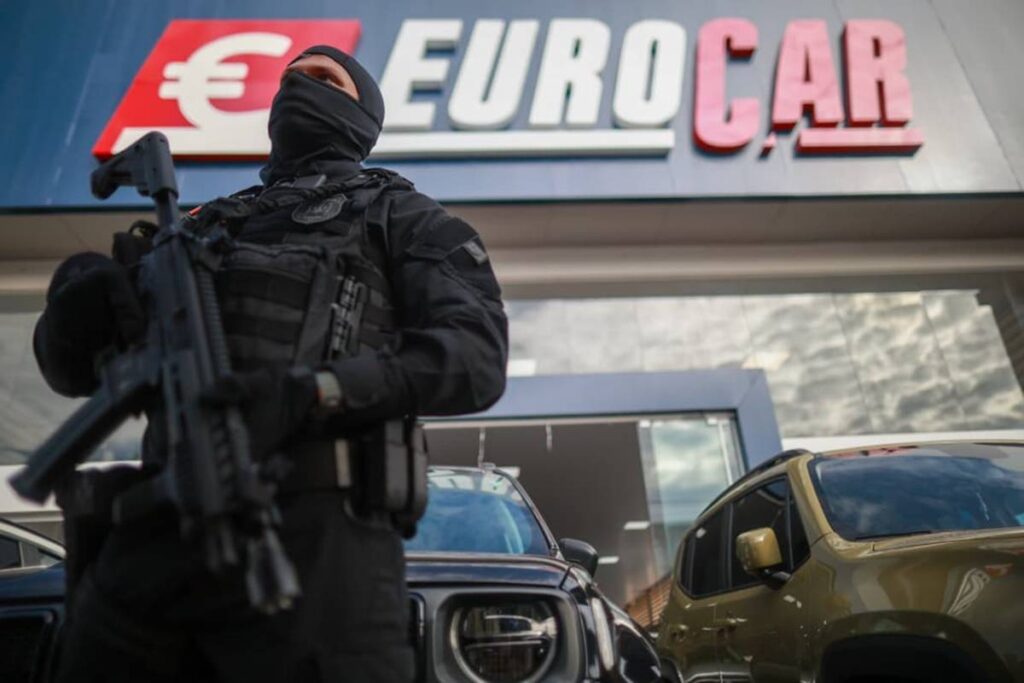 agente-do-detran-df-e-bombeiro-cobravam-r$-150-para-fraudar-documentos