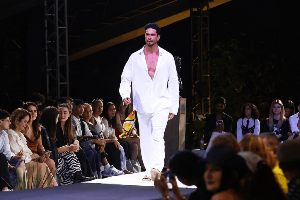 sun-rose-e-dane-se-fecham-desfiles-desta-quinta-no-metropoles-catwalk