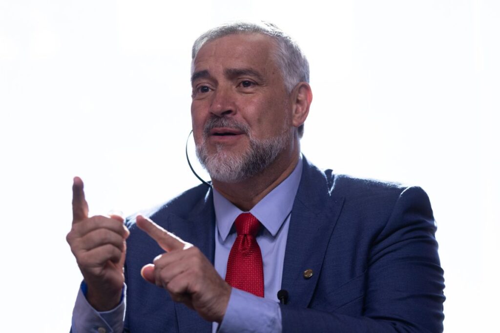 deputado-coloca-pagode-para-tocar-durante-cpmi-com-onyx-lorenzoni