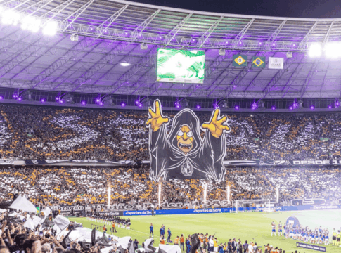 torcidas-de-ceara-e-fortaleza-dao-show-nas-arquibancadas;-confira