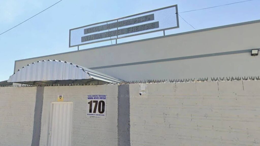 pai-tem-filho-agredido,-invade-escola-e-ameaca-alunos-na-bahia