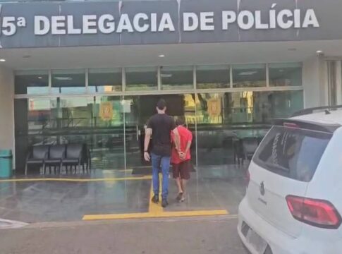 jovem-e-estuprada-apos-ser-arrastada-pelo-cabelo-de-parada-de-onibus