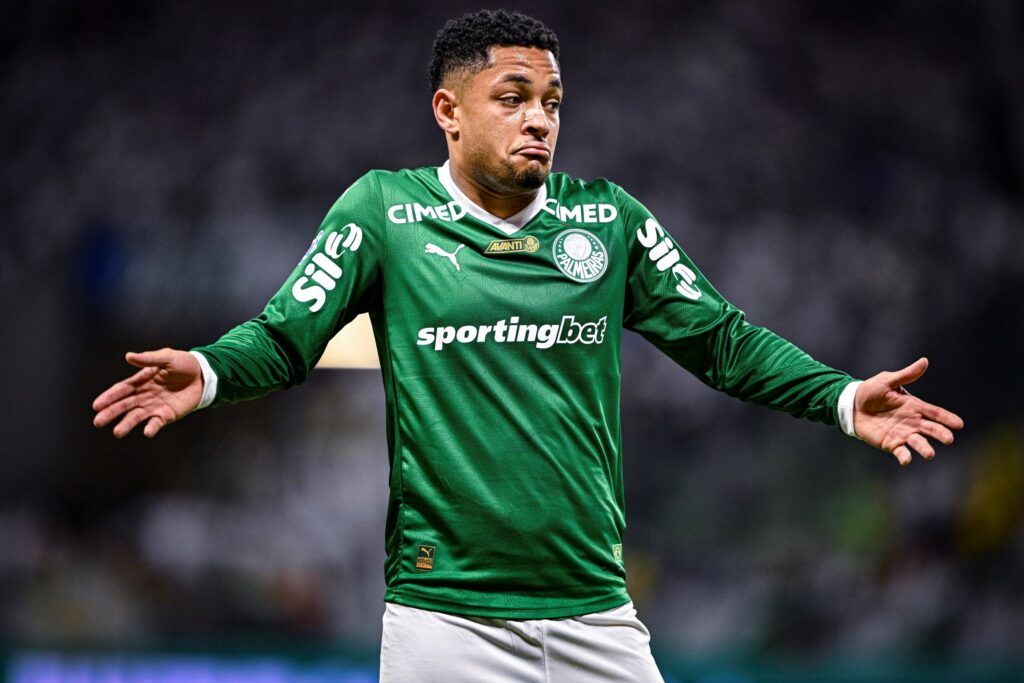palmeiras-dispara-nas-chances-de-titulo-apos-vencer-santos;-confira