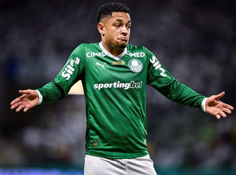 palmeiras-dispara-nas-chances-de-titulo-apos-vencer-santos;-confira