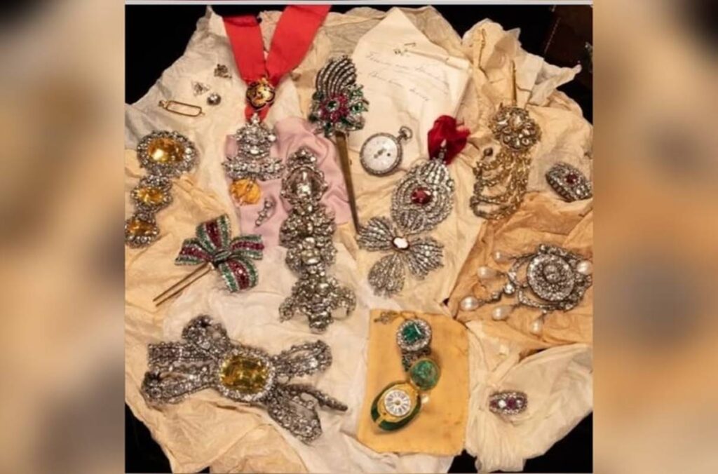 joias-perdidas-da-realeza-austriaca-reaparecem-apos-100-anos