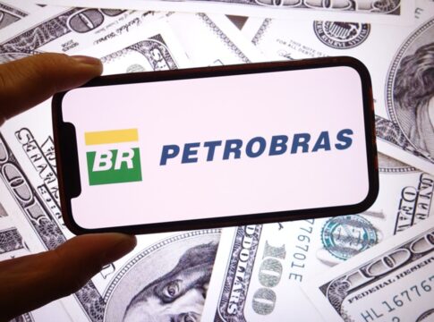 petrobras-ve-lucro-aumentar-no-3o-trimestre-e-distribui-dividendos