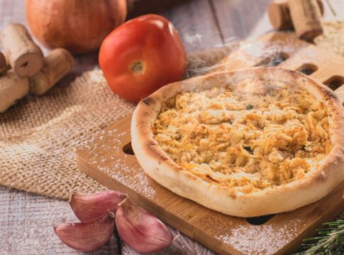 esfirra-saudavel-feita-na-airfryer-com-apenas-3-ingredientes