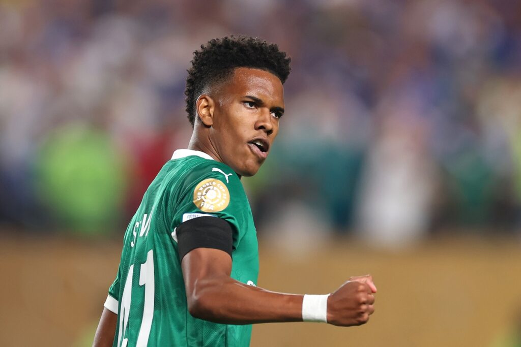 palmeiras-supera-lider-da-premier-league-em-faturamento;-entenda