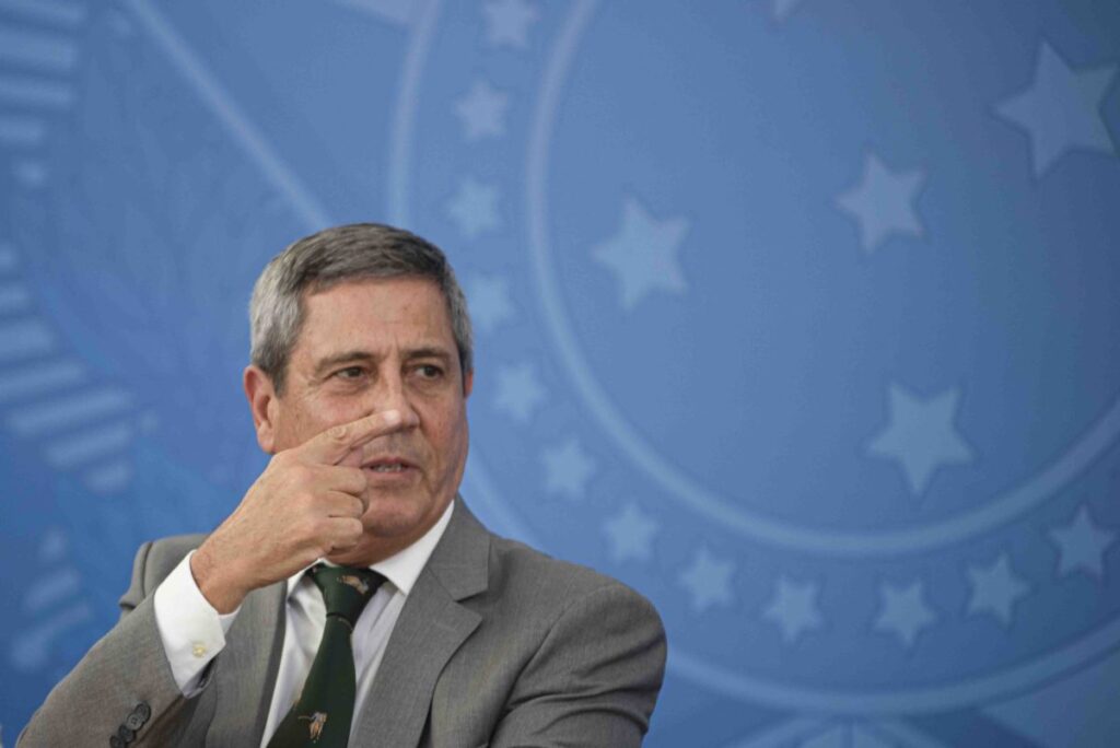 “mero-inconformismo”,-diz-moraes-ao-rejeitar-recurso-de-braga-netto