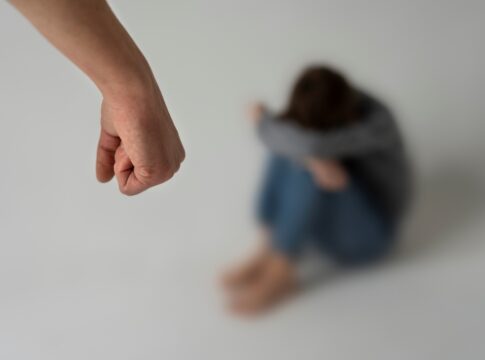 mulher-fica-com-rosto-deformado-e-perde-visao-ao-ser-espancada-pelo-ex