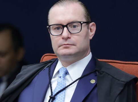 stf-forma-maioria-para-manter-condenacao-de-bolsonaro-e-aliados