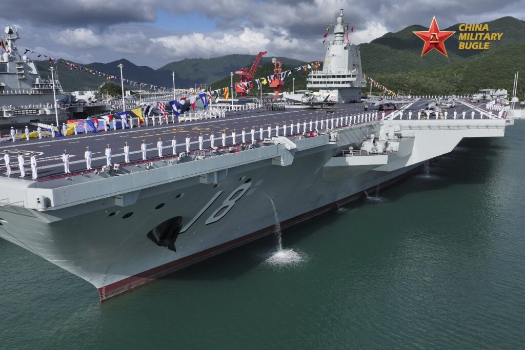 fujian:-china-coloca-em-operacao-seu-porta-avioes-mais-poderoso