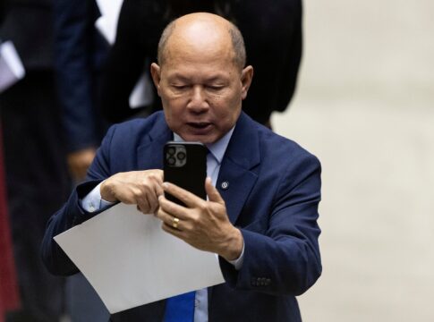 quem-e-o-deputado-do-pl-que-emprega-mulher-e-3-parentes-na-camara