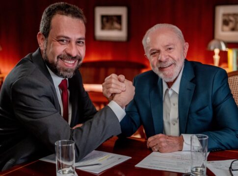 boulos-inicia-missao-de-lula-de-por-governo-na-rua-em-seu-reduto-em-sp