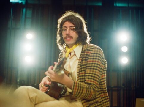 e-hoje!-tim-bernardes-se-apresenta-em-brasilia,-no-estilo-brasil