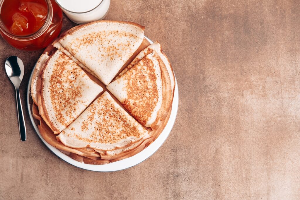 crepe-de-sanduicheira-facil-e-delicioso-para-um-lanche-rapido