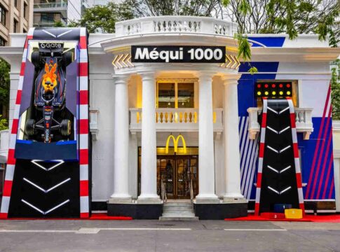 f1:-cidade-limpa-proibe-marca-red-bull-em-carro-da-red-bull-em-sp