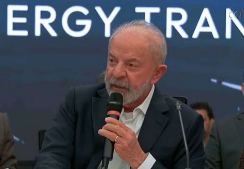 lula-lamenta-mortes-por-tornado-no-parana-e-envia-equipe-federal