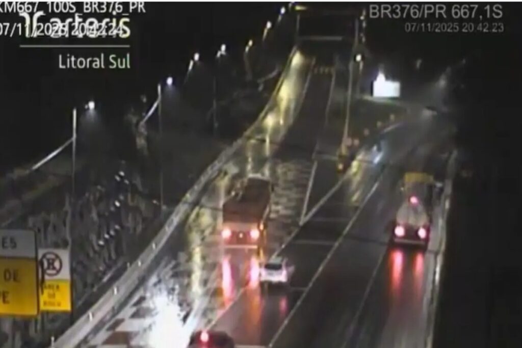 caminhao-tem-pane-nos-freios-e-escapa-por-um-triz-de-acidente-no-sul