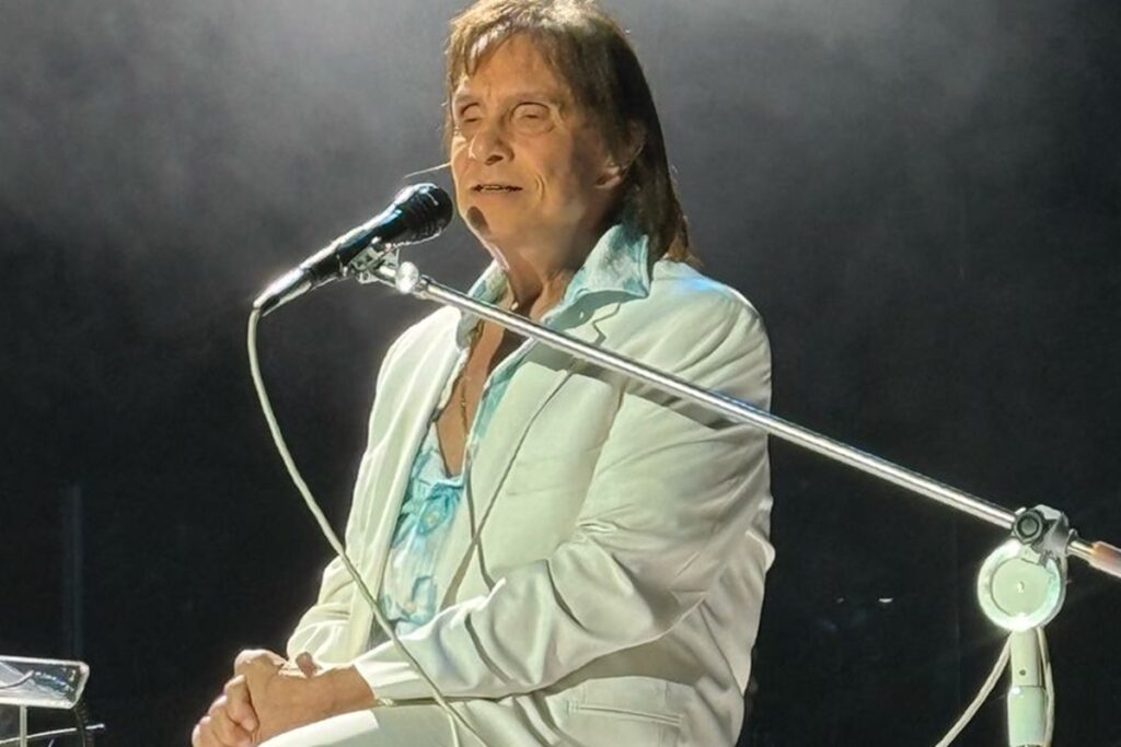 shows-de-roberto-carlos-no-rio-sao-adiados;-leia-comunicado