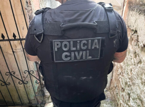 homem-despenca-de-barranco-de-mais-de-30-metros-de-altura-e-morre