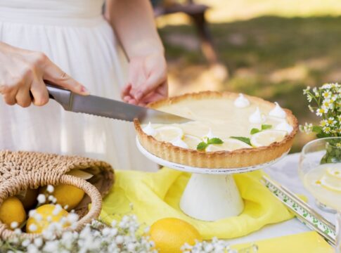 veja-como-fazer-uma-torta-de-limao-facil-e-rapida-para-adocar-o-dia