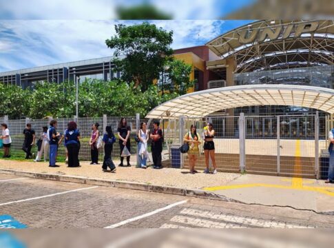 estudantes-comecam-a-lotar-escolas-do-df-para-as-provas-do-enem