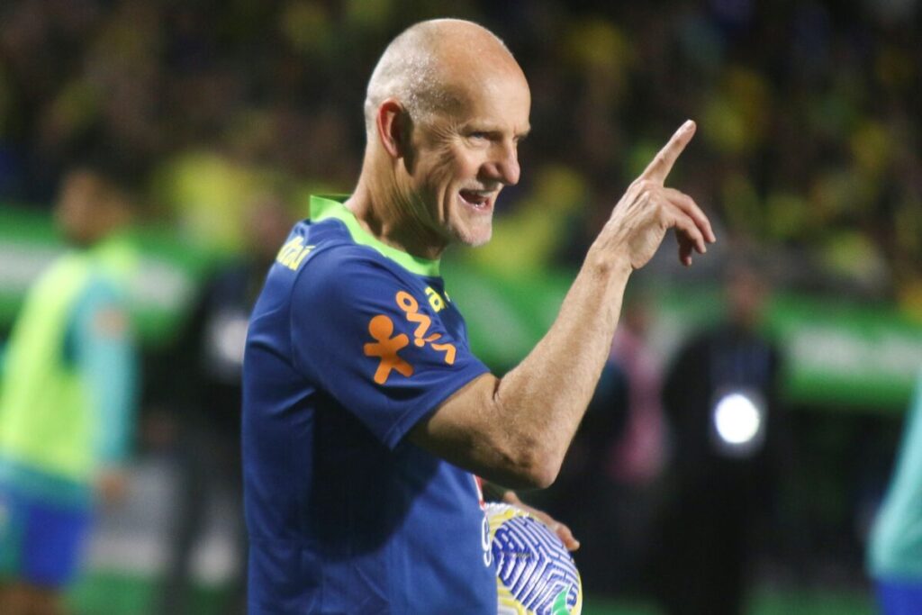 taffarel-detona-leao-por-critica-a-carlo-ancelotti:-“prepotente”