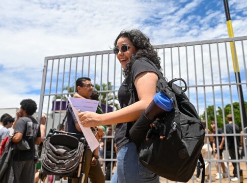 hugo-motta-brinca-sobre-projeto-de-lei-para-evitar-atrasos-no-enem