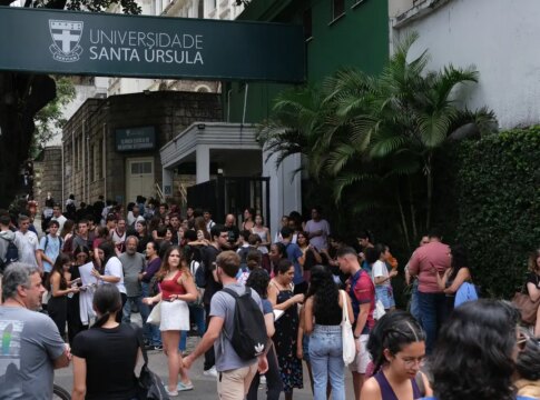 apos-fazer-o-enem,-candidatos-manifestam-confianca-e-expectativa 