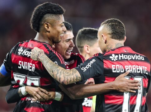 flamengo-leva-susto-no-fim,-mas-vence-o-santos-no-maracana