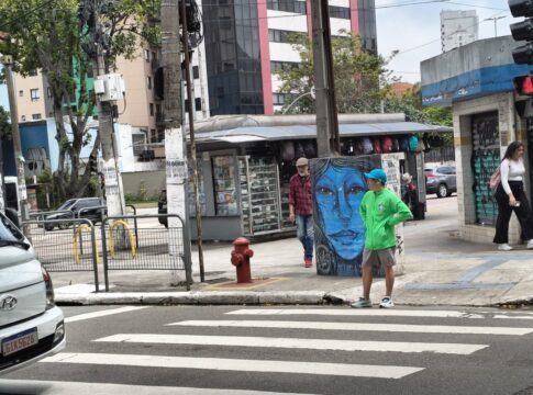 tempo-dos-semaforos-desagrada-paulistanos,-que-acumulam-queixas-no-156