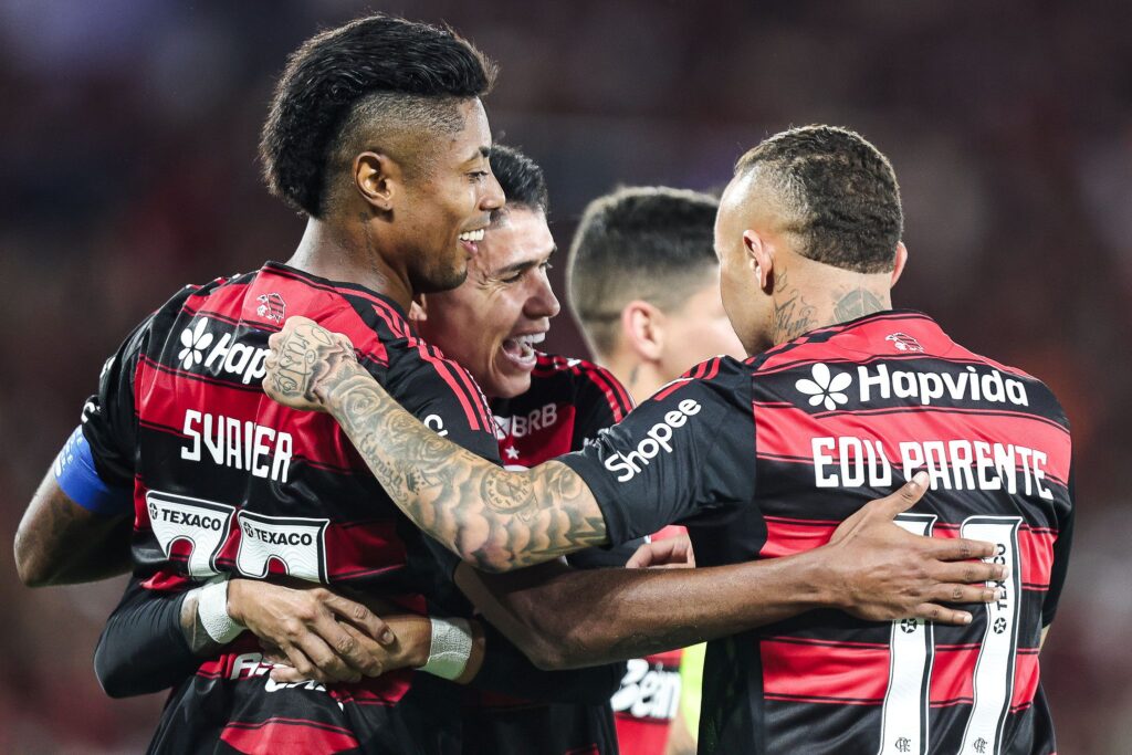 brasileirao:-flamengo-se-aproxima-do-palmeiras-na-briga-pelo-titulo