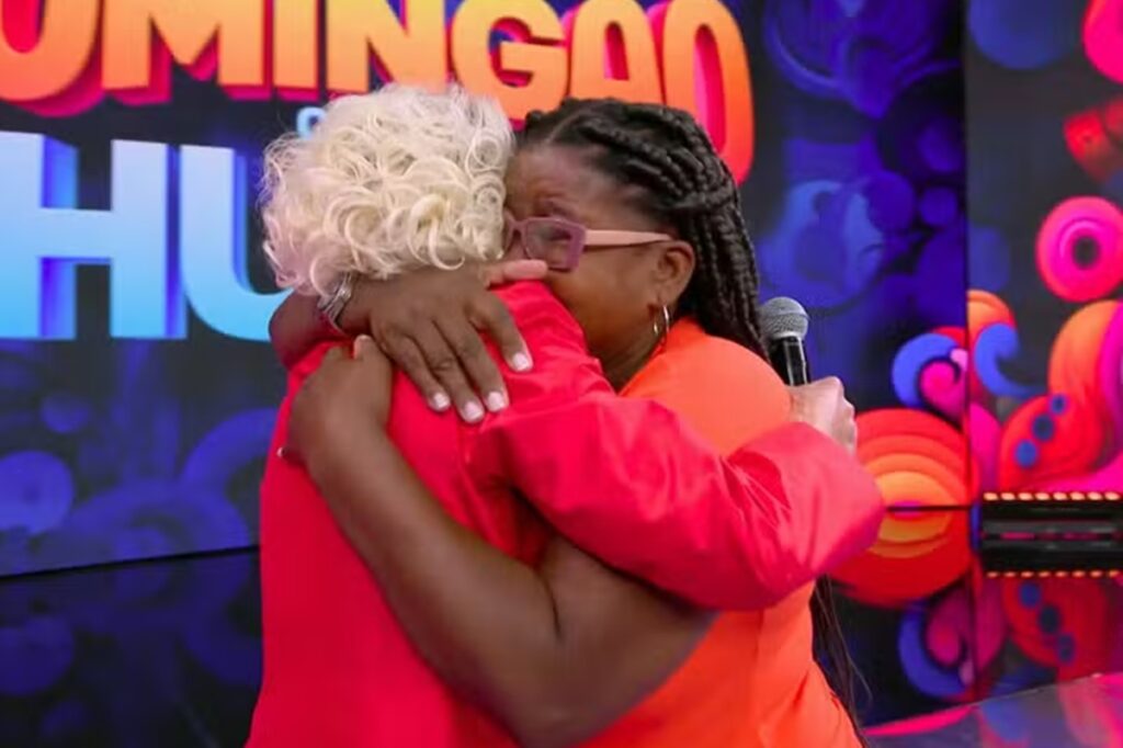 ana-maria-braga-tem-reacao-surpreendente-ao-conhecer-fa-que-vende-cafe