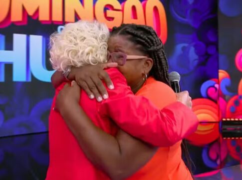 ana-maria-braga-tem-reacao-surpreendente-ao-conhecer-fa-que-vende-cafe