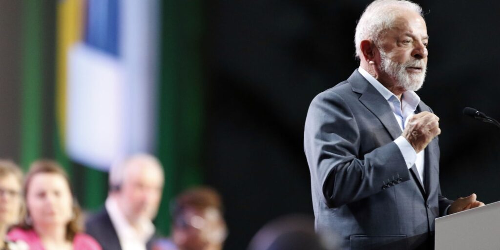 emergencia-climatica-e-uma-crise-da-desigualdade,-diz-lula-na-cop30