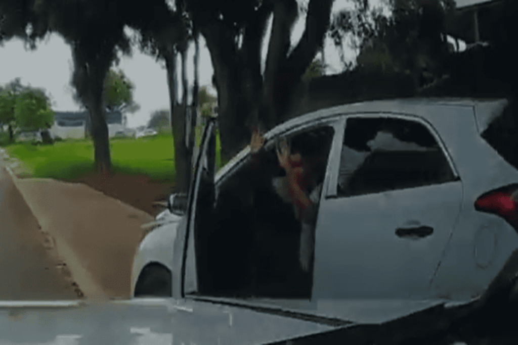 video:-adolescente-e-apreendido-apos-fugir-da-pm-com-carro-roubado