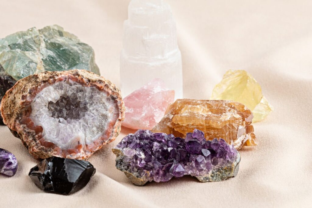 cristais-que-atraem-sorte-e-riqueza:-qual-combina-com-seu-signo