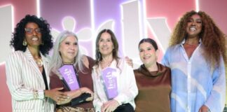 madrasta-de-preta-gil-recebe-premio-em-homenagem-a-cantora