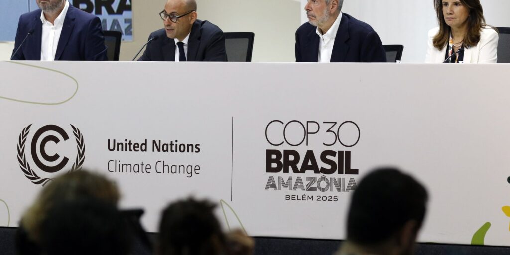 cop30:-negociacoes-comecam-apos-acordo-sobre-a-agenda-de-acoes