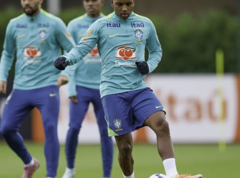 selecao-realiza-primeiro-treino-para-amistosos-na-europa