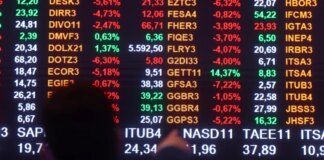 bolsa-sobe-pela-14a-vez-seguida-e-ultrapassa-os-155-mil-pontos