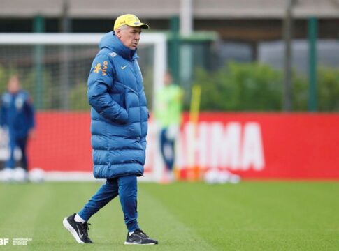 selecao-brasileira-faz-primeiro-treino-antes-de-amistosos-na-europa