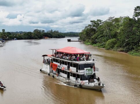 flotilha-yaku-mama-chega-a-cop30-com-demandas-de-povos-indigenas