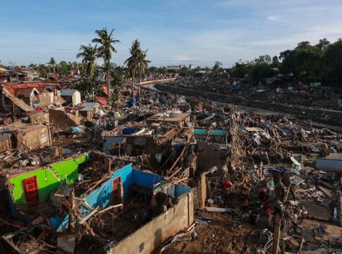 supertufao-fung-wong-avanca-rumo-a-taiwan-apos-devastar-filipinas